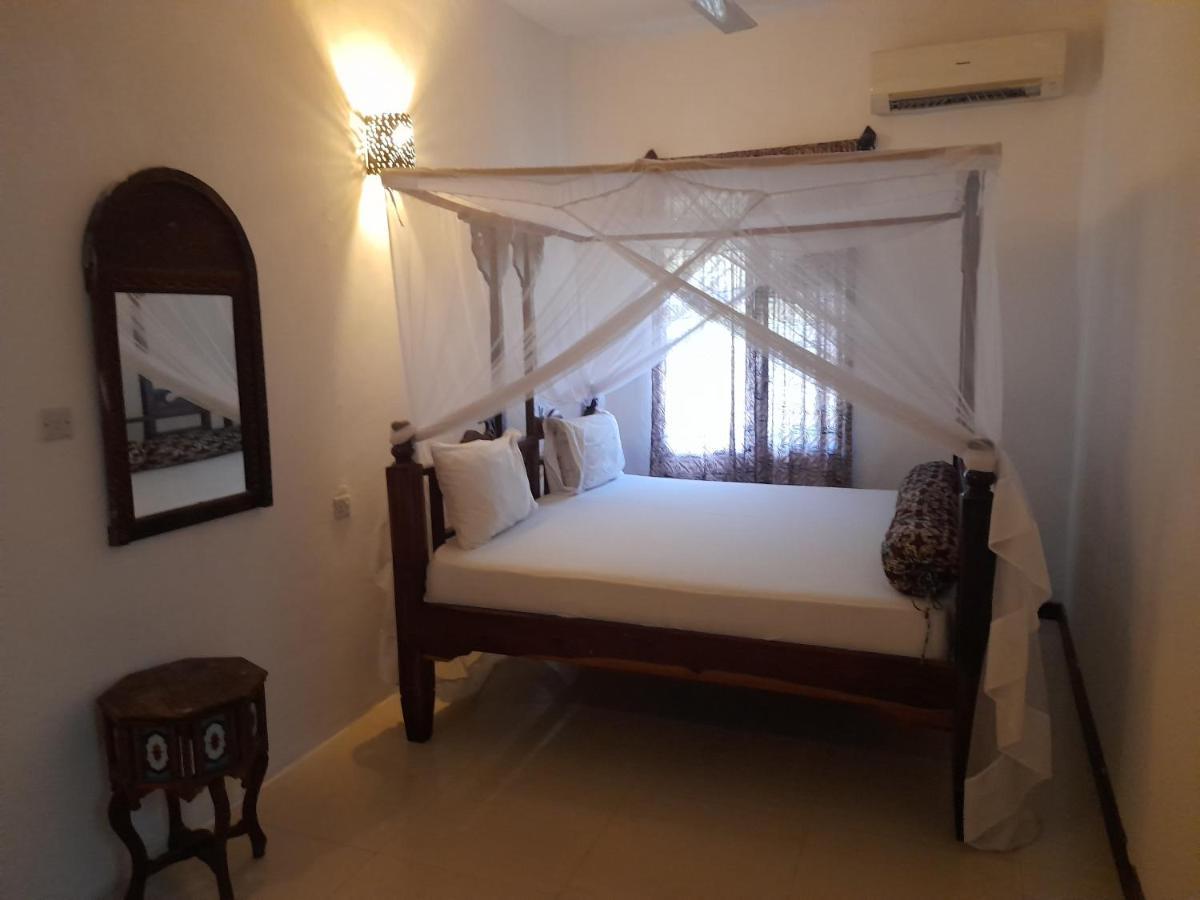 Riverman Hotel Zanzibar Exterior photo