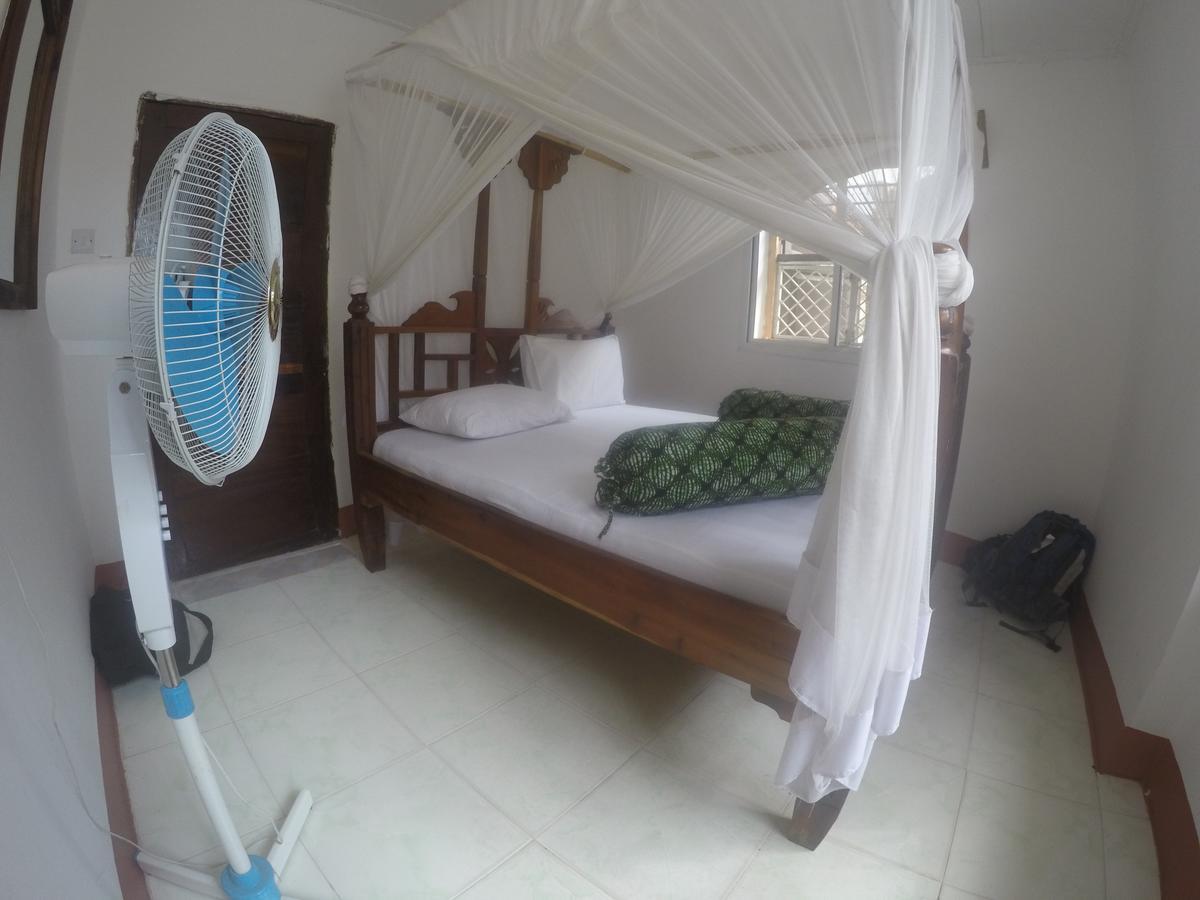 Riverman Hotel Zanzibar Exterior photo